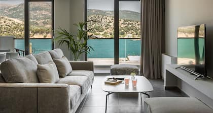 Superior Suite-3 bedroom-2 bathroom-Sea View/135m²