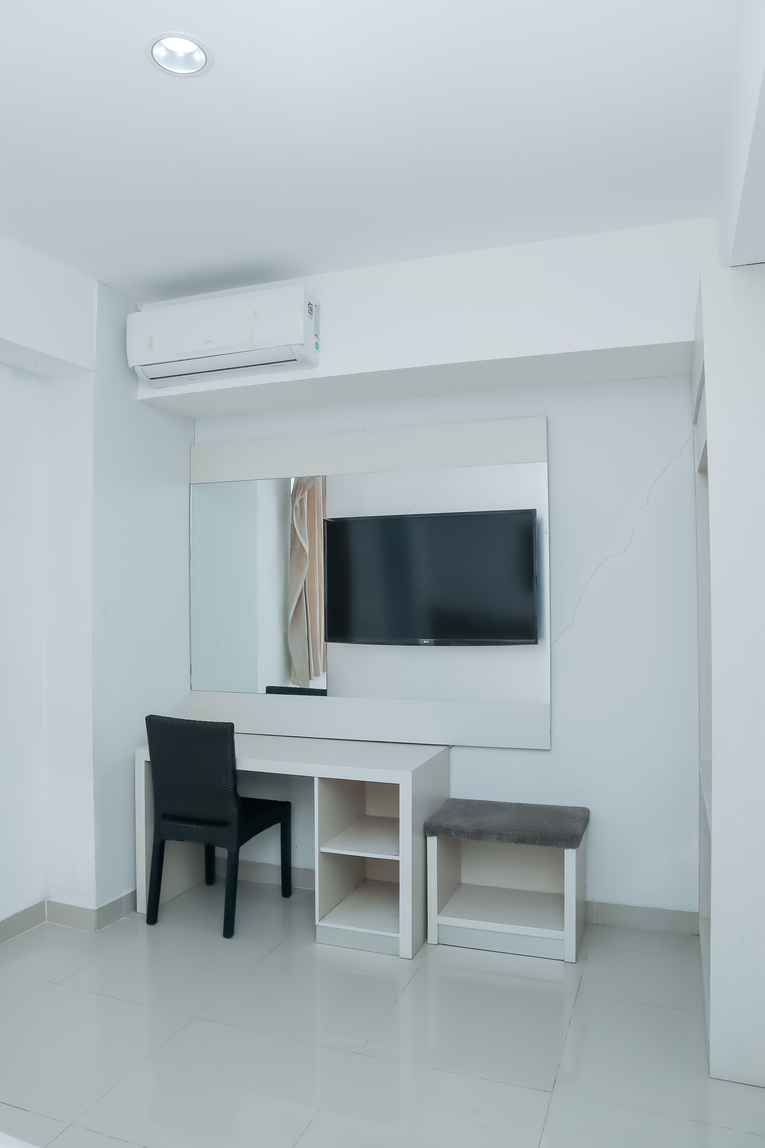 华丽双人房 | 办公桌、免费 WiFi、床单