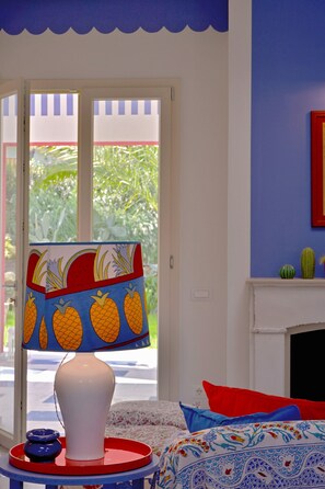 TV, fireplace - Villa Pandora - Homelike Villas (Bibbona)