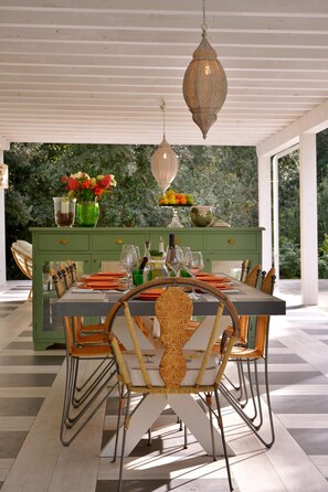 Outdoor dining - Villa Allegra - Homelike Villas (Bibbona)