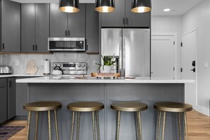 Fridge, microwave, oven, stovetop