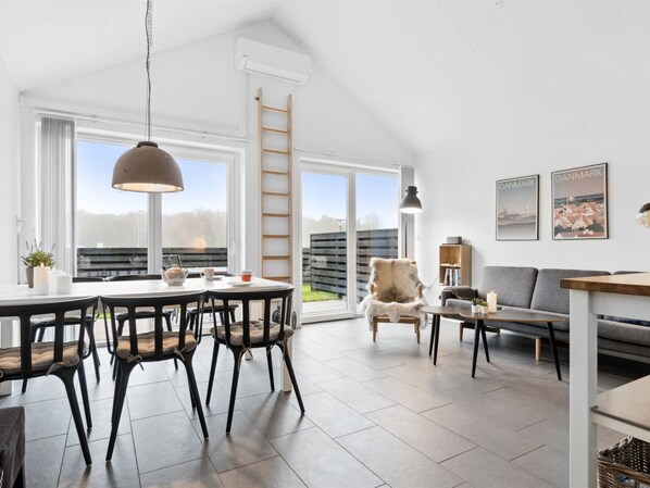 Dining - "Helemine" - 400m from the sea by Interhome (Fjerritslev)