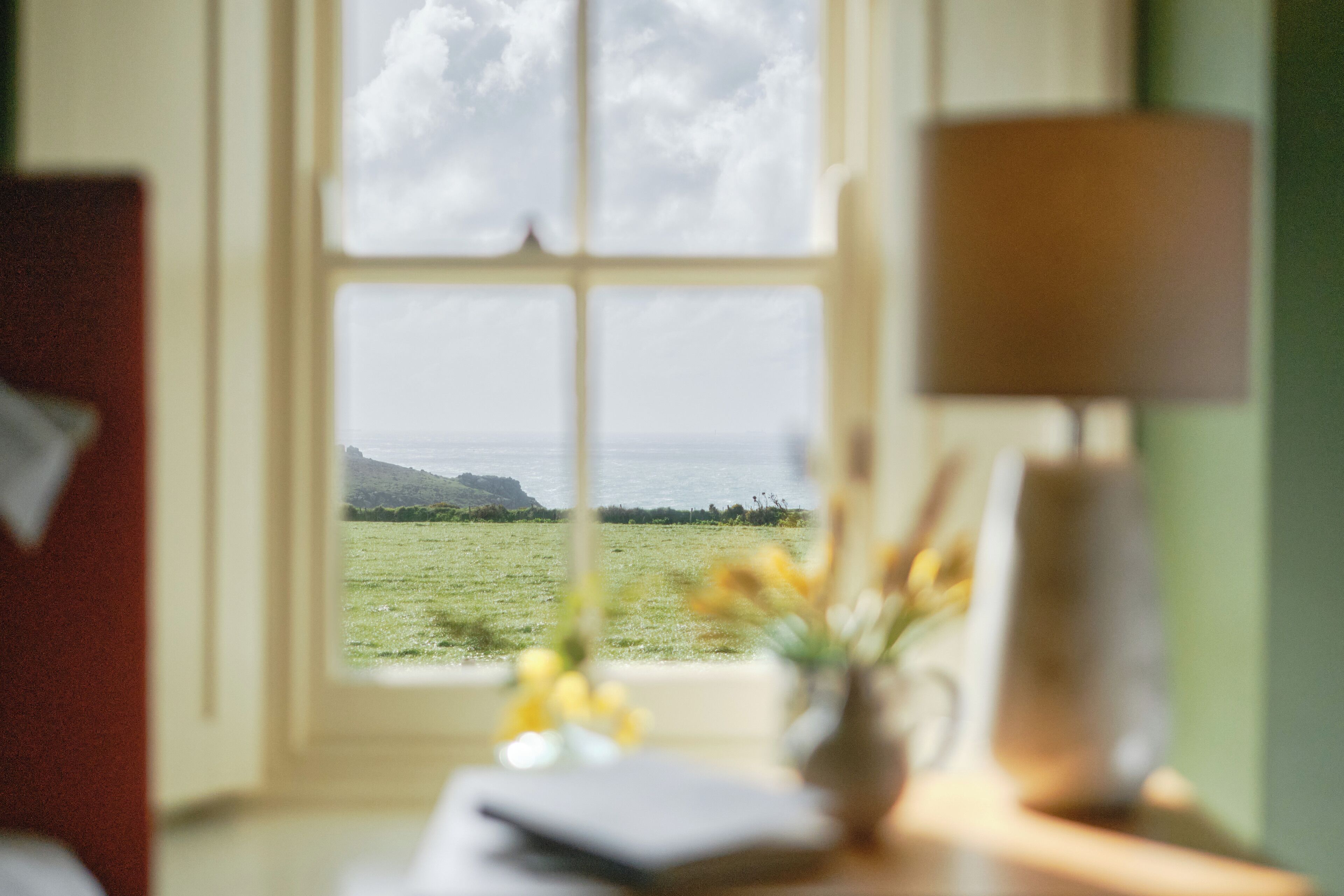 المنشأة من الداخل