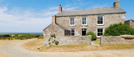Cottage | Exterior