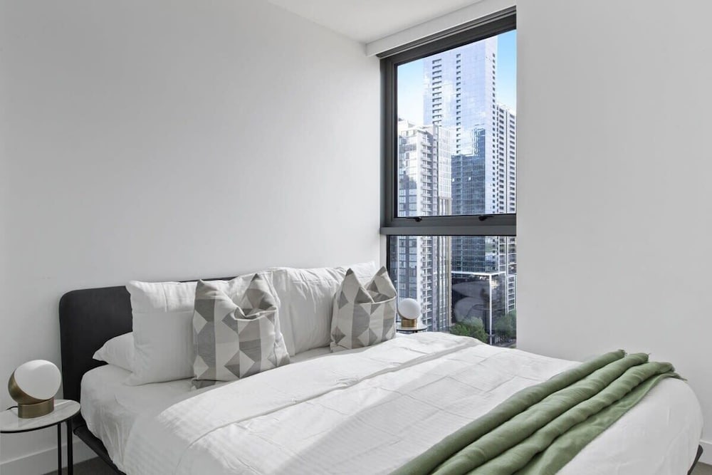 A Cozy Apt with City Views Near Crown Casino Melbourne Vrbo