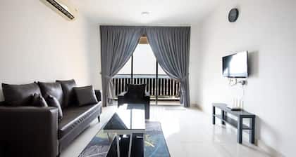 Comfy 3BR Apt @ KSL Daya Near IKEA Tebrau, Parking
