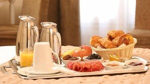 Desayuno buffet incluido todos los días 