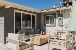 Terrace/patio - Modern Arcadia Lite Oasis, Pool Heater, BBQ (Phoenix)