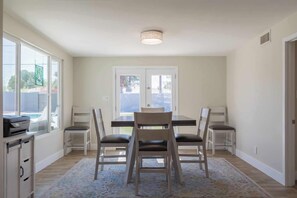 Dining - Modern Oasis, Pool Heater, BBQ (Phoenix)