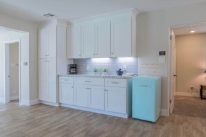 Interior - Modern Oasis, Pool Heater, BBQ (Phoenix)