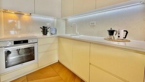 独特公寓 | 私人厨房 | 电热水壶、厨具/餐具