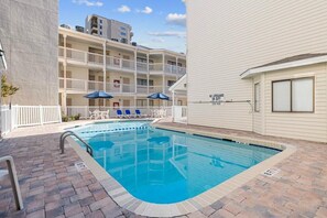 Pool - Magic Myrtle / On the Beach / Pet Friendly (Myrtle Beach)
