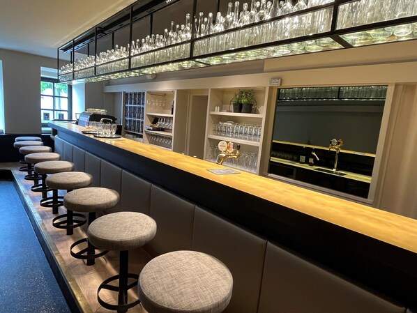 Bar (en el alojamiento)