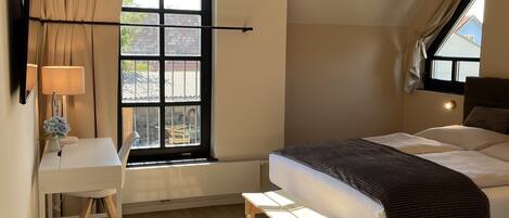 Deluxe Double Room, Ensuite | Free WiFi