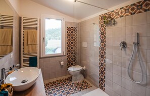 Shower - Gorgeous home in Palazzetto Nese (Palazzetto Nese)