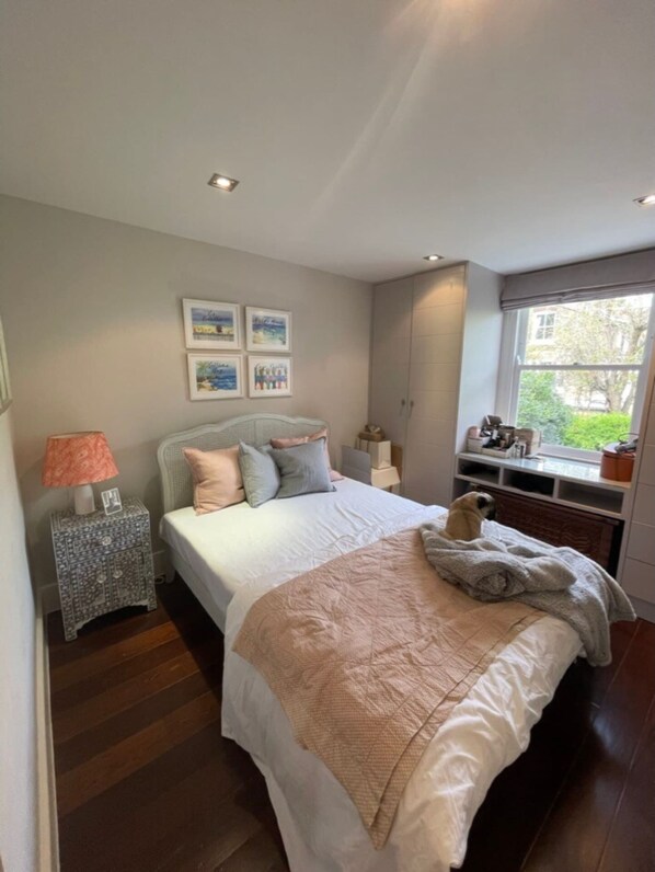 Basic House, Multiple Beds | 3 bedrooms, laptop workspace, iron/ironing board, bed sheets