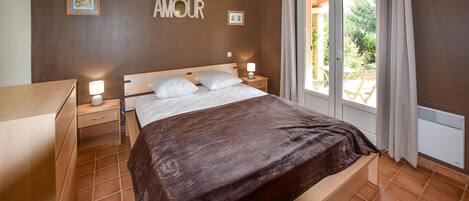 4 sovrum, gratis wi-fi och sängkläder