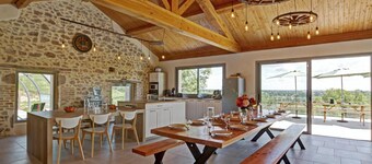 Large renovated house with heated pool, game room, for 14 guests in Sail-les-Bains