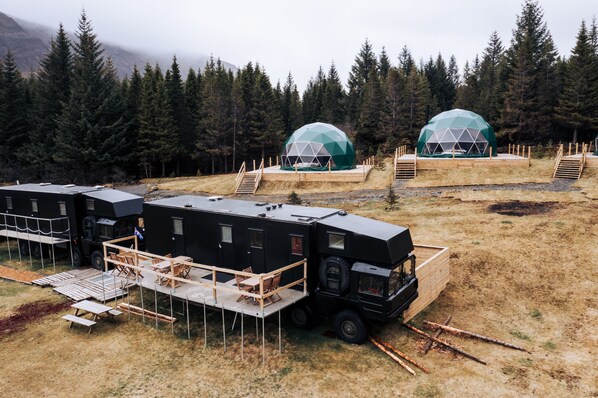 Exterior - Golden Circle Truck Hotel (Selfoss)