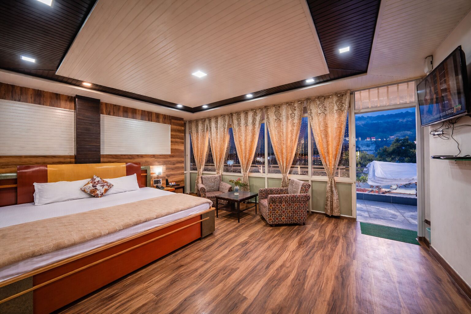 Premium bedding, desk, free WiFi, bed sheets