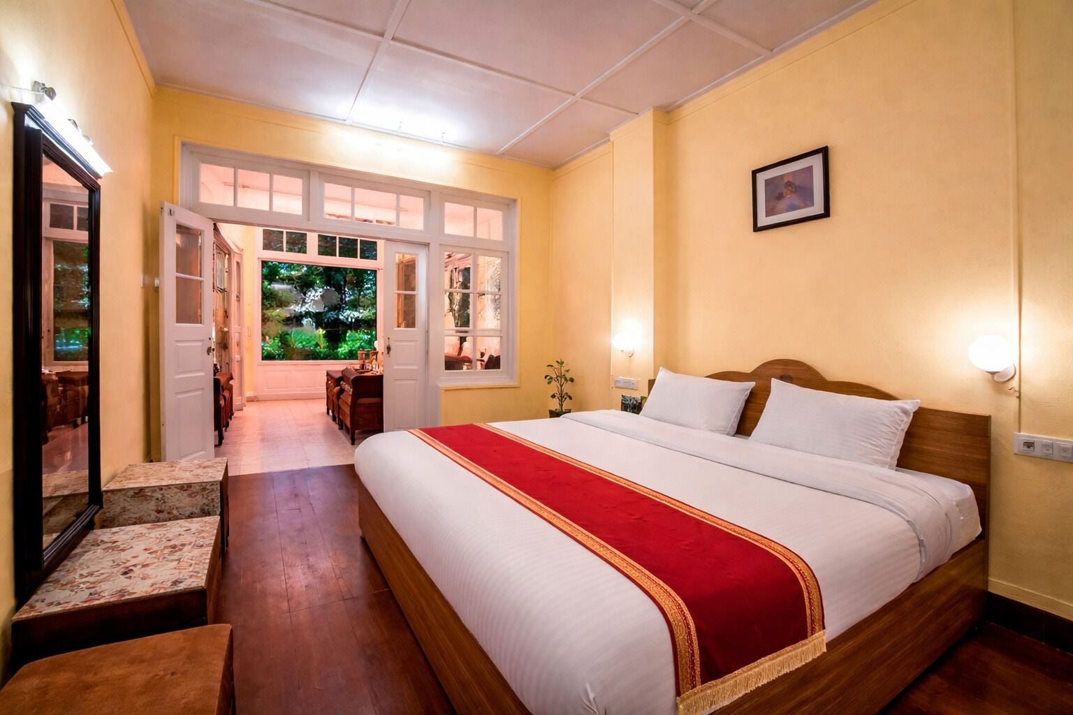 Premium bedding, desk, free WiFi, bed sheets