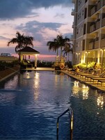 2 piscinas al aire libre