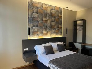 Deluxe Room | Individually furnished, desk, laptop workspace, free WiFi - B&B MariLù (Foggia)