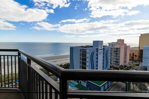 Property grounds - 10th Floor Angle Oceanfront One Bedroom Condo (Myrtle Beach)