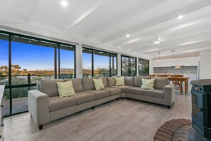 Smart TV, fireplace, DVD player