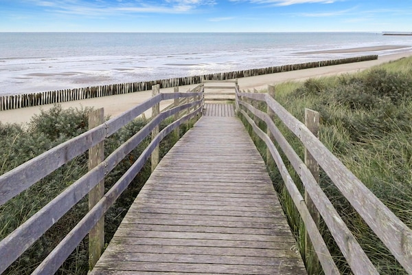 Vlak bij het strand