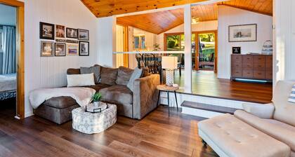 Honeoye Cottage | 50' Lakefront | Dock | FLX