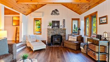 TV connectée, cheminée