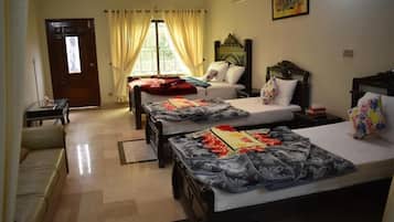 Camera tripla | Wi-Fi gratuito