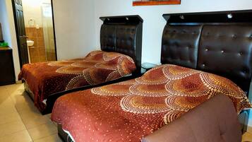 1 bedroom, iron/ironing board, internet, bed sheets