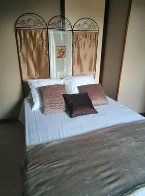 2 bedrooms
