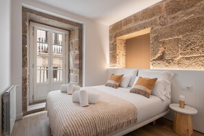 Apartamento empresarial | Ferros/tábuas de passar roupa, Wi-Fi de cortesia, roupa de cama