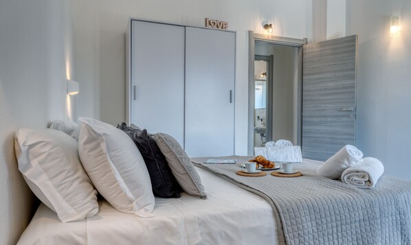 Standard Apartment | 1 bedroom, blackout curtains, iron/ironing board, free WiFi - IzzHome Cozy Sunflowers 2 (Pula)