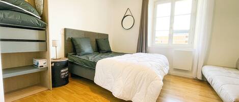 1 bedroom, iron/ironing board, WiFi, bed sheets