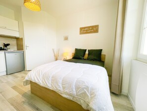 1 bedroom, iron/ironing board, WiFi, bed sheets