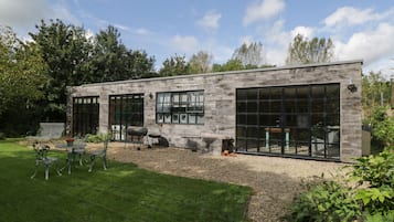 Khuôn viên nơi lưu trú