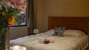 Free WiFi, bed sheets