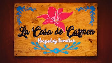 Entrada de la propiedad
