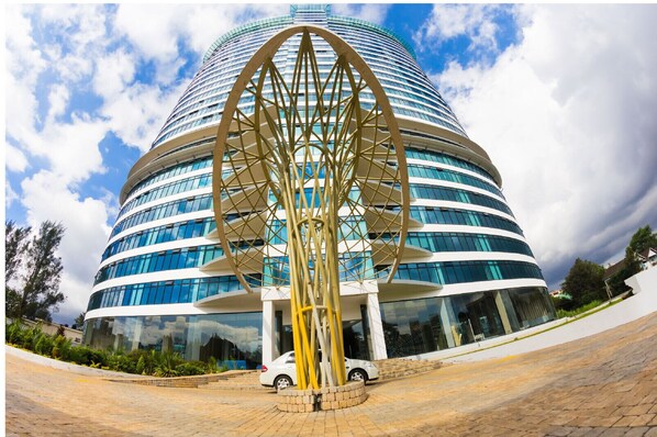 Front of property - Lux Suites Le marc Luxury Apartments (Nairobi)