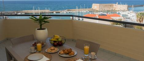 Departamento urbano | Balcón