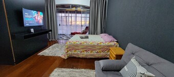 암플로 에스투디오 프록시모 아오 BOS 엠 소로카바