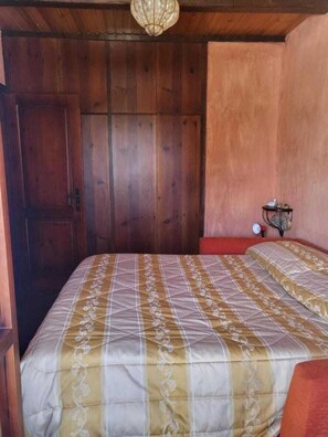 2 bedrooms, WiFi, bed sheets - Cozy apartment in park, only small dogs allowed. (Roccaraso)
