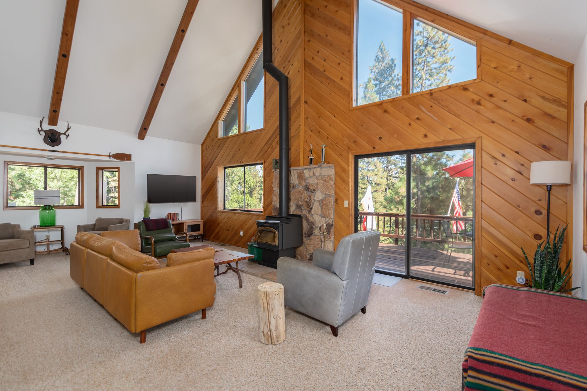 Sierra Retreat- Pet Friendly