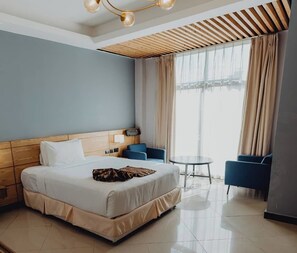 Standard Double Room, 1 Katil Raja (King) | Peralatan tempat tidur hipoalergenik, gebar bulu kapas, tilam berlapik 