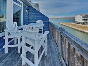 Outdoor dining - Ripken's Retreat | Canal Front, Water Views! (Topsail Beach)
