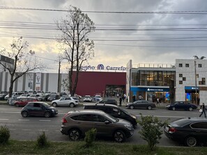 Parking - Shartava 1 Apartment (Kutaisi)